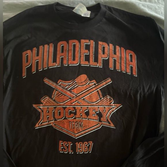 New- Philadelphia Hockey Team Long Sleeve Shirt official licensed merchandise - Picture 4 of 5